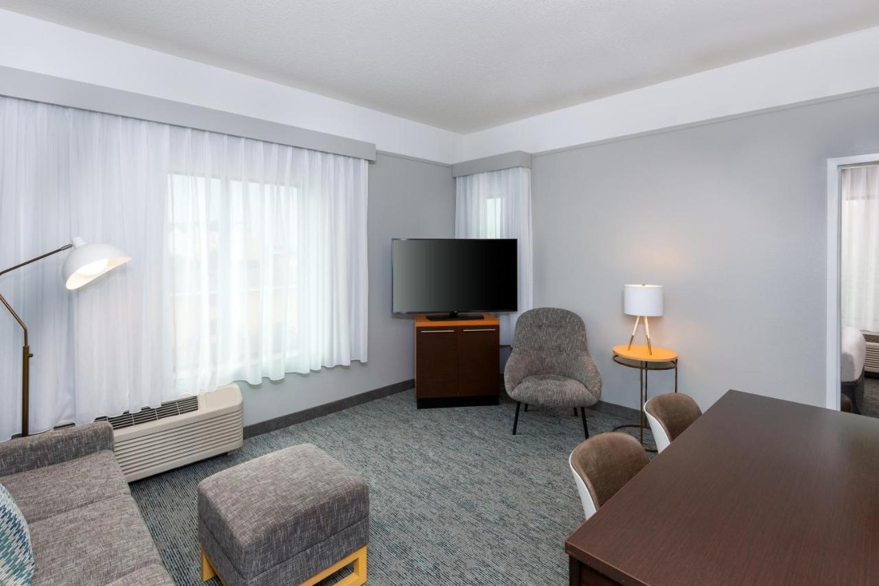 Towneplace Suites Buffalo Airport Cheektowaga Exterior foto